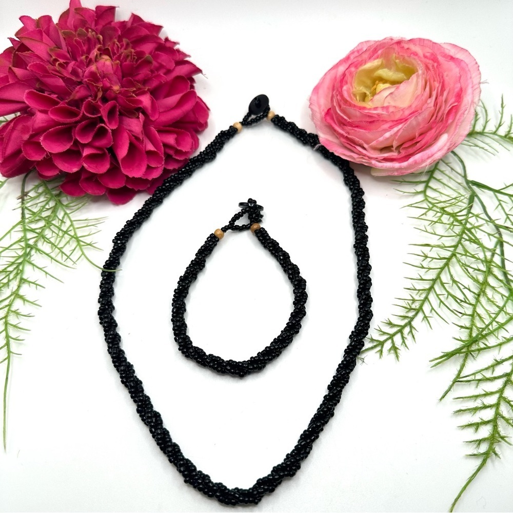 VINTAGE⚜️Black Spun Glass Beaded Necklace - Picture 7 of 7